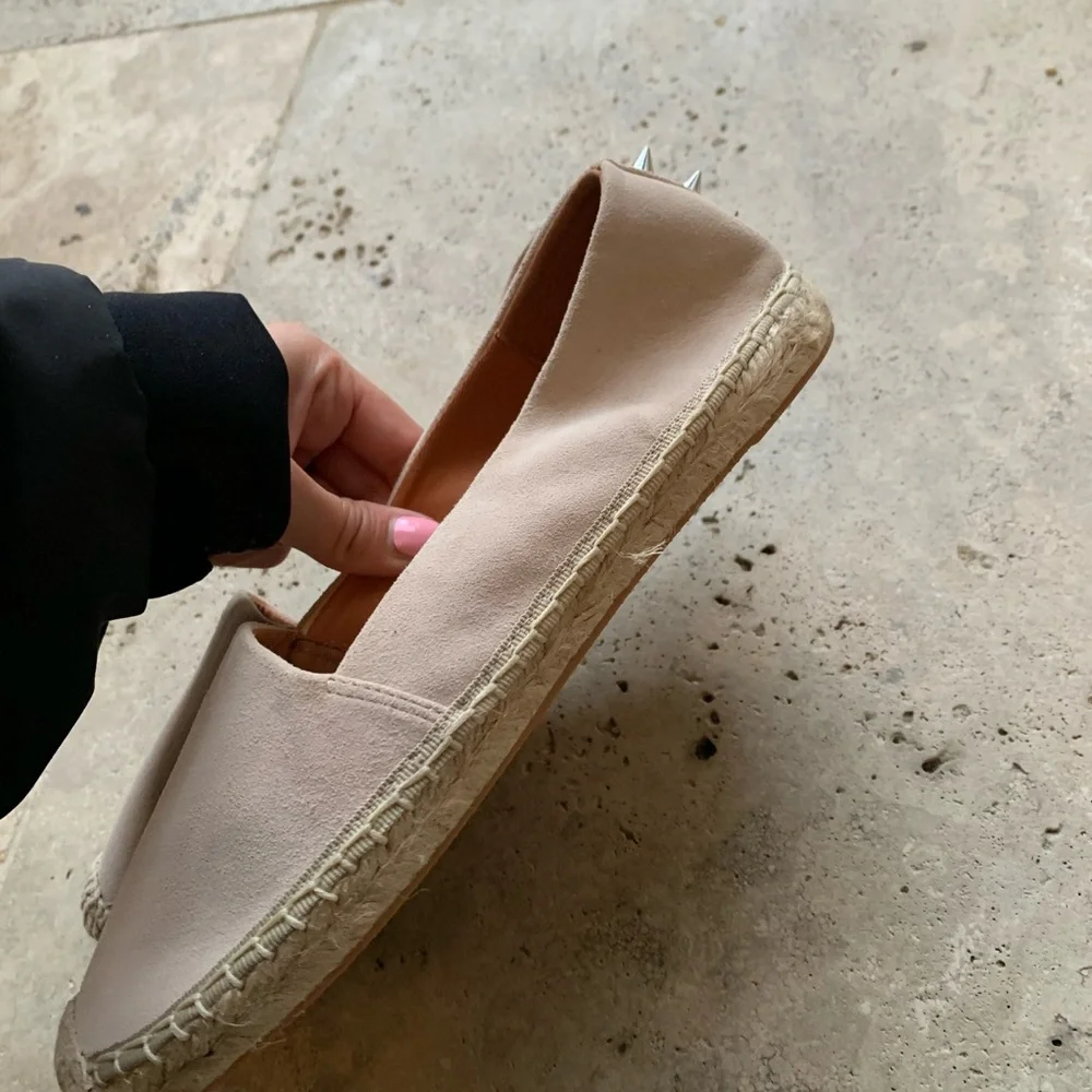 Rebecca Minkoff Suede Rockstud Espadrille Flat 8.5